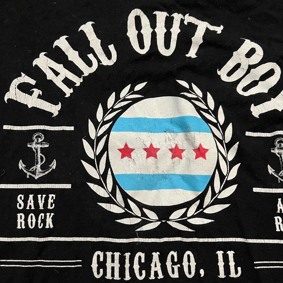 Fall out boy band tee - Picture 2 of 2